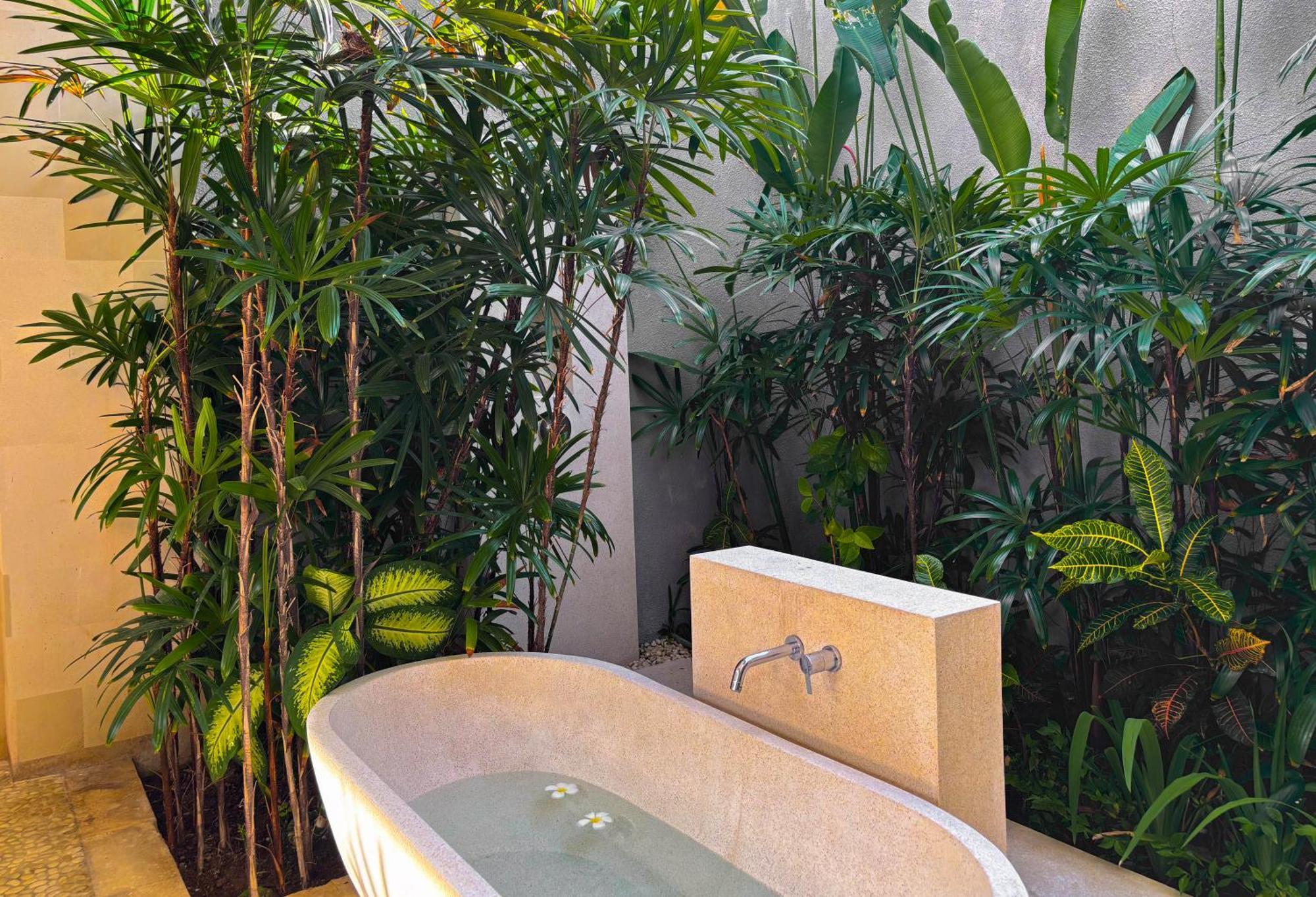 Nyaman Villas Seminyak Luaran gambar