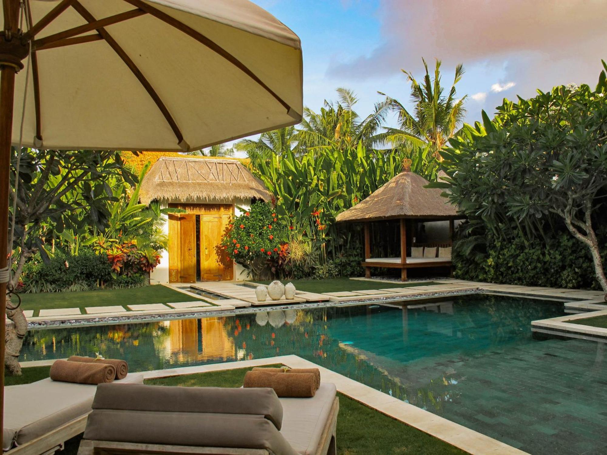 Nyaman Villas Seminyak Luaran gambar