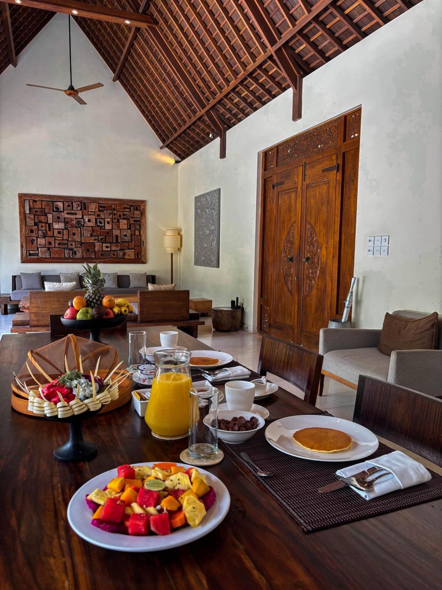 Nyaman Villas Seminyak Luaran gambar
