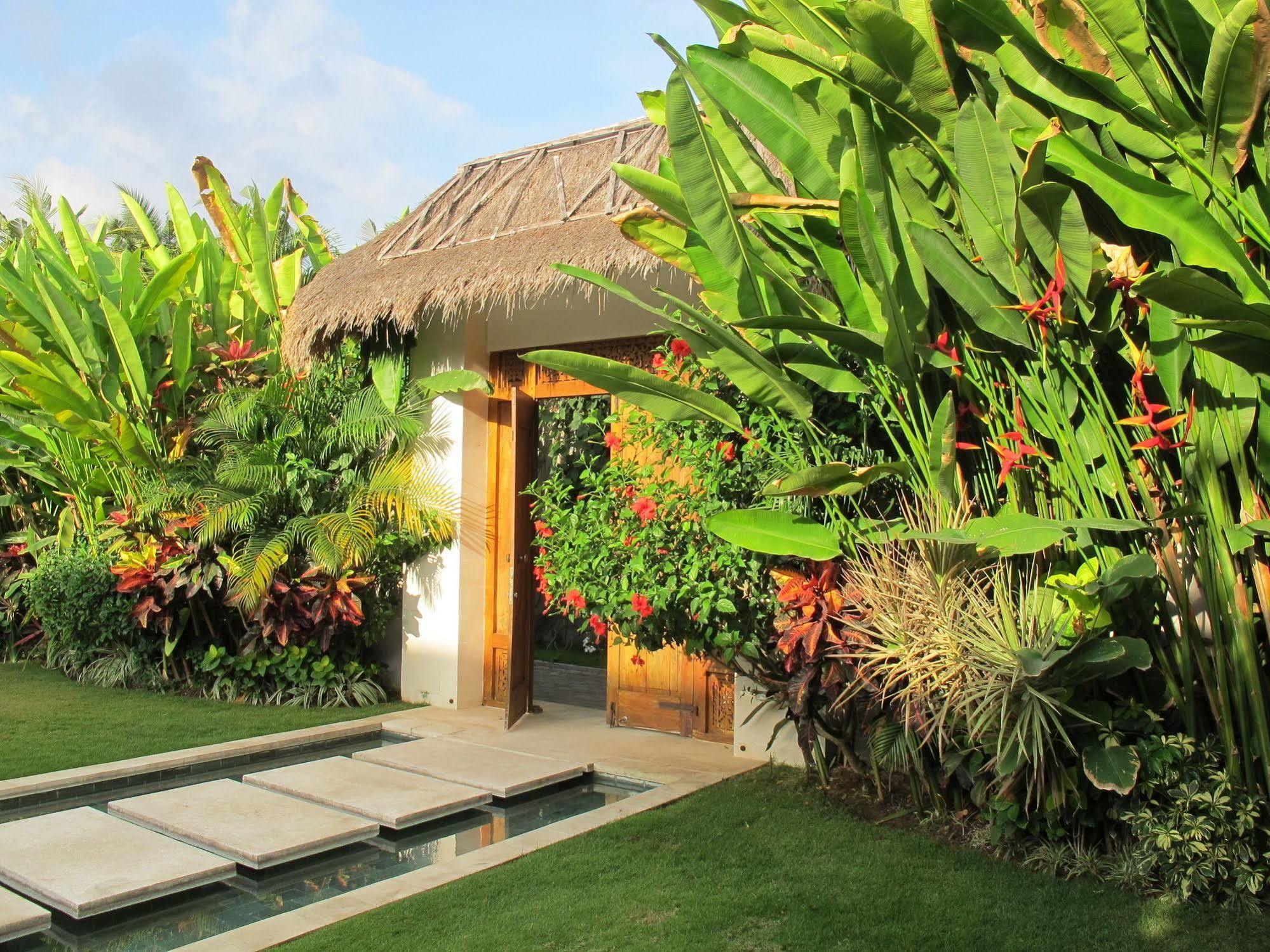 Nyaman Villas Seminyak Luaran gambar